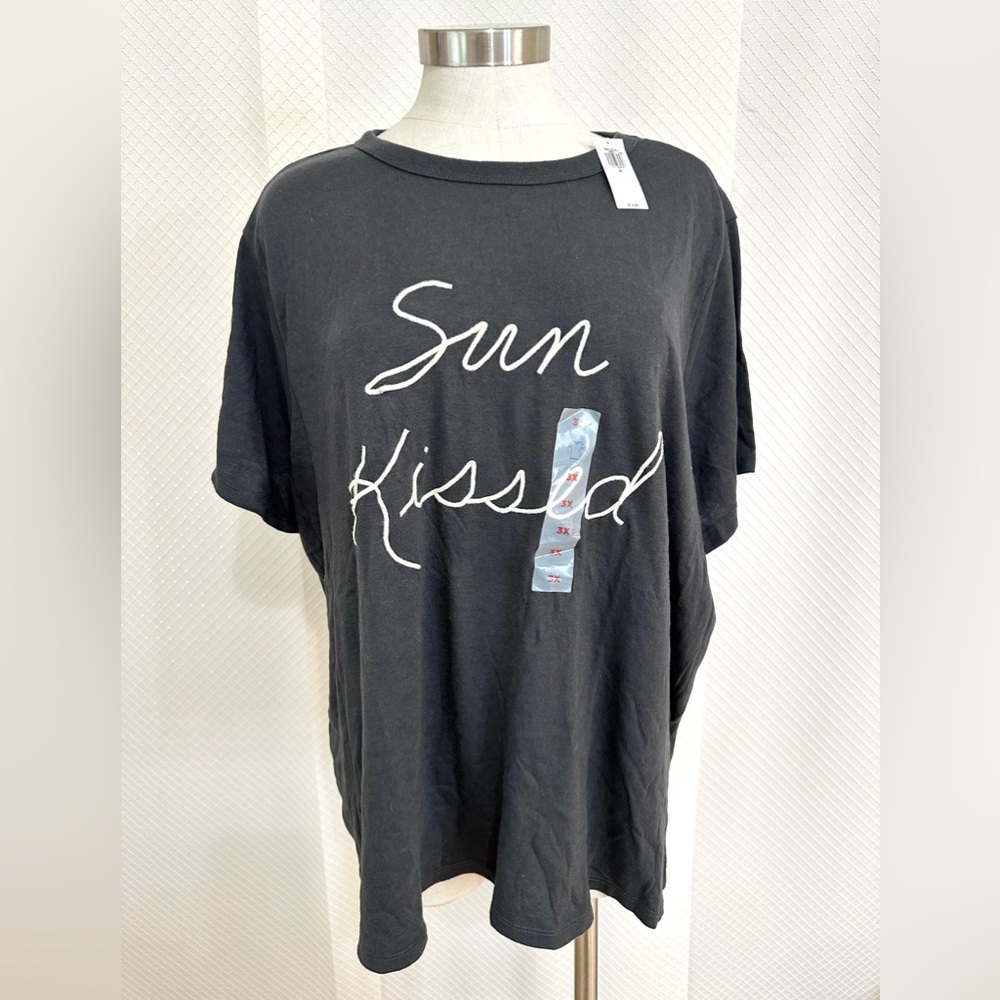 NWT Sun Kissed embroidered tshirt |Size 3X